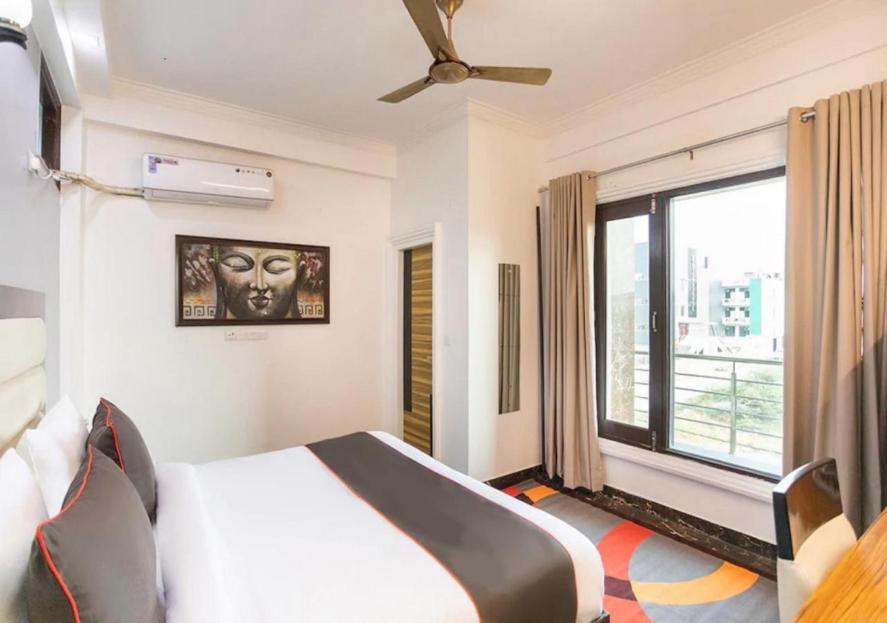 Sangvi Palace Hotel Greater Noida Εξωτερικό φωτογραφία
